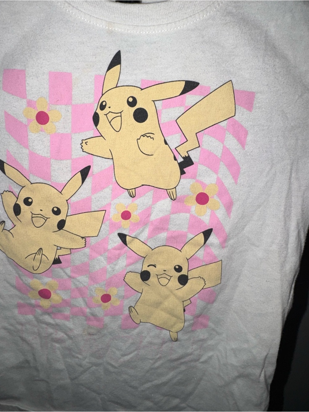Pokémon Pikachu Girls Graphic T-Shirt White Pink Floral Checkered Size XS 4-5 - Picture 3 of 4
